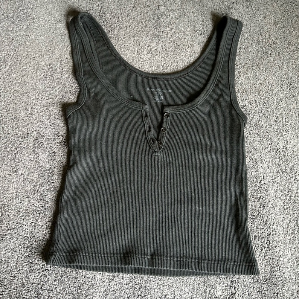 Dalis Cropped Tank Brandy Melville
